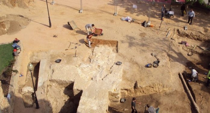 La Generalitat recomana incorporar les troballes arqueològiques a la Plaça del Monestir