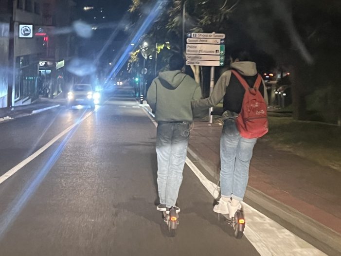 Junts proposa regular l’ús dels patinets elèctrics i altres vehicles de mobilitat personal a Sant Feliu de Guíxols