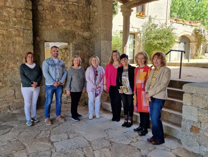 Carmina Ribés, guanyadora del II Premi de Poesia Romanyà en memòria de Mercè Rodoreda