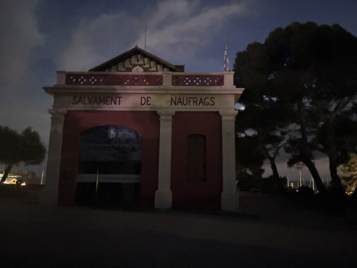 <strong>Junts exigeix explicacions i solucions urgents pel mal funcionament de l’enllumenat públic a Sant Feliu de Guíxols</strong>