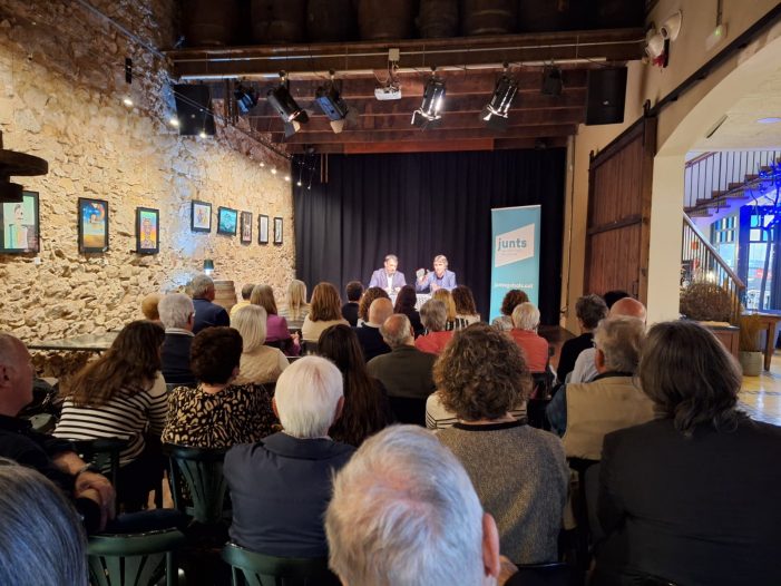 Junts a Sant Feliu obre el debat sobre el repte demogràfic, l’habitatge i l’equilibri territorial en un acte amb Salvador Vergés i Toni Carrión Junts a Sant Feliu obre el debat sobre el repte demogràfic, l’habitatge i l’equilibri territorial en un acte amb Salvador Vergés i Toni Carrión