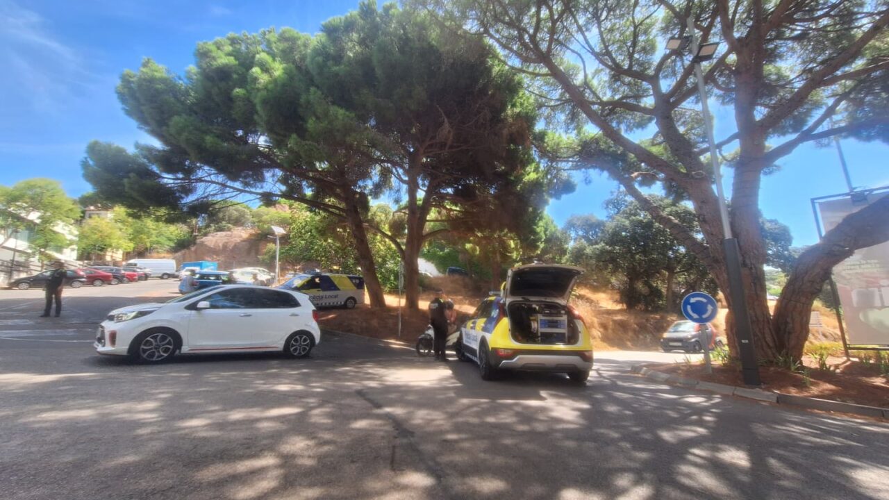 Allau de controls de circulació a Sant Feliu durant el mes d’agost
